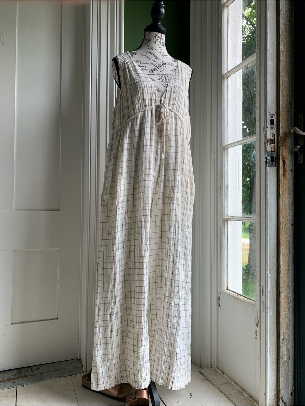 Urban Outfitters Ultra Wide Leg Relaxed Fit Jumpsuit Boho Women’s Size Small